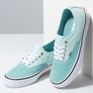 NWT Authentic Pro Vans